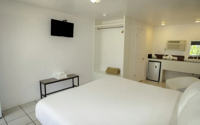 Banana Peel Lodge