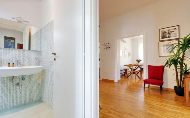 Luxury, Large Flat With Terrace on Vatican Walls