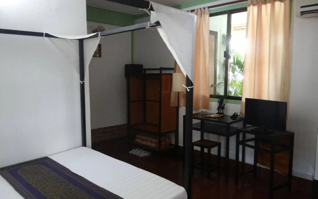 Alibi Villa Guesthouse