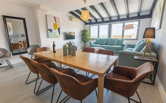 Stylish 5-Bdrs Duplex/Penthouse - Heart Of P.Banus