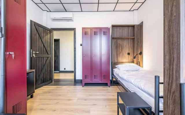 Vola Hostel