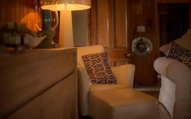 Celestial Dew Guest House, Day Spa, Retreat