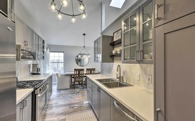 Modern Flagstaff Retreat ~ 4 Mi to Downtown!