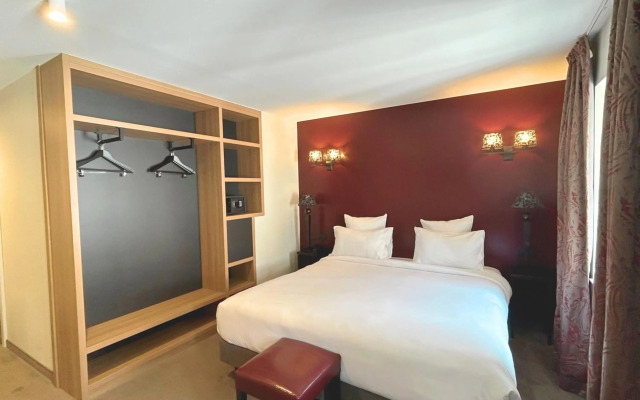 Hotel Arok