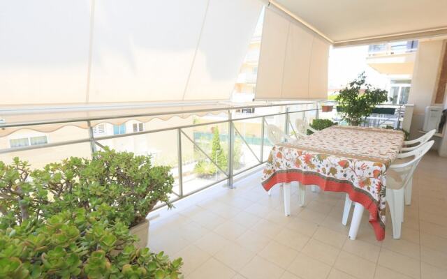 Apartamento Moderno Para 8 Personas en Cambrils