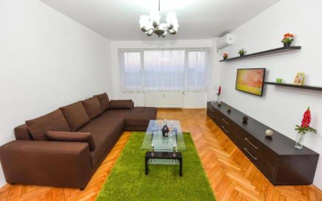 Ideal Accommodation Old Town