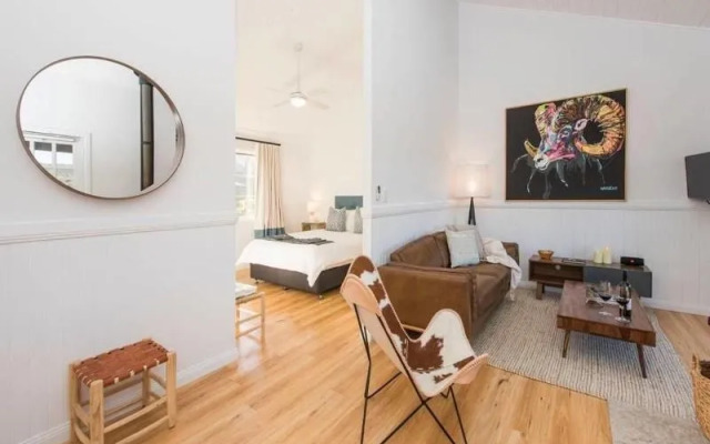 Peppertree Hill Luxury Farm Accommodation