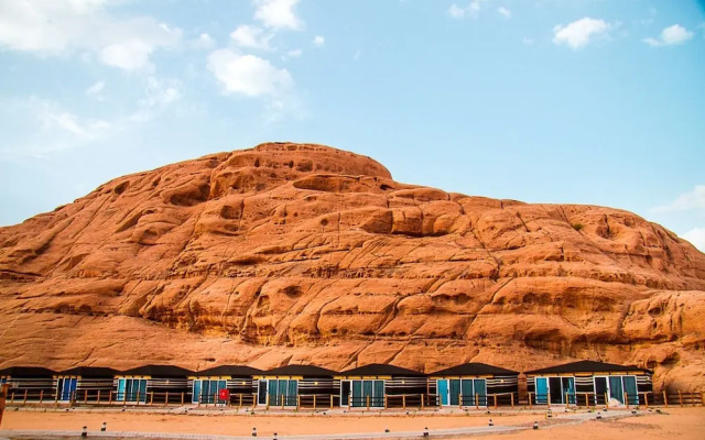 Desert Season Camp
