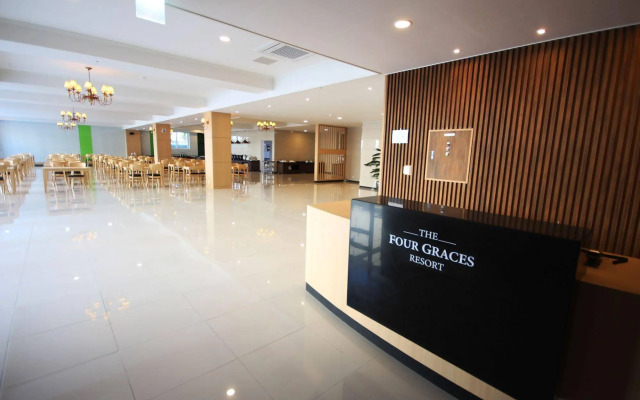 The Four Graces Resort