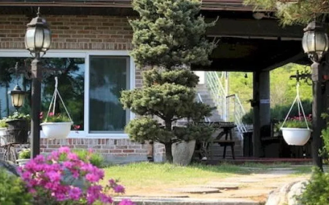 Marina Pension