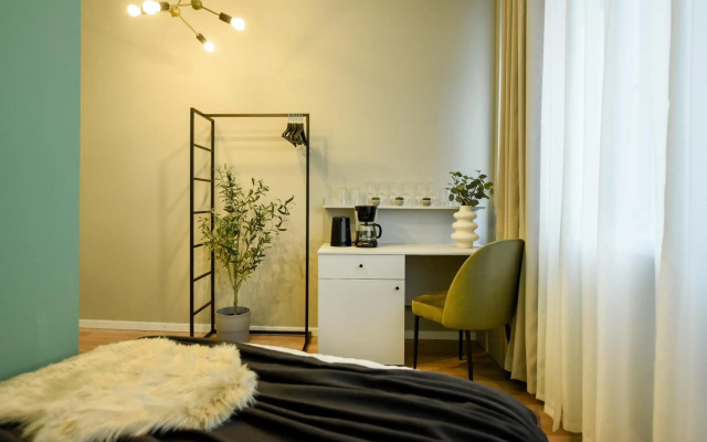 THE ALL-PINK APARTMENT - Wonderful Magheru Studio