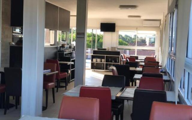 Apart & Hotel Neptuno