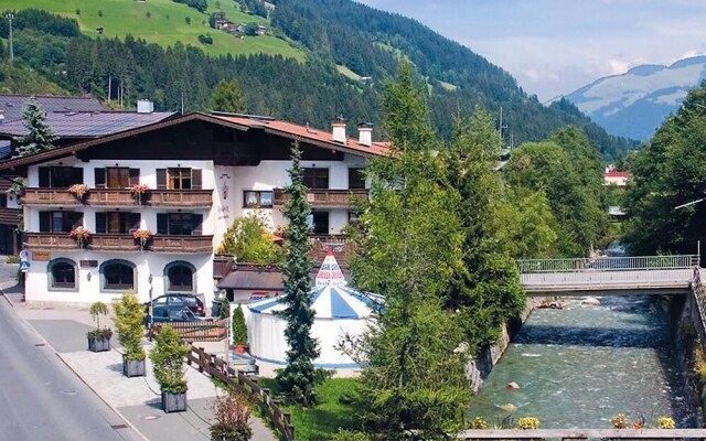 Amazing Apartment in Kirchberg With 1 Bedrooms