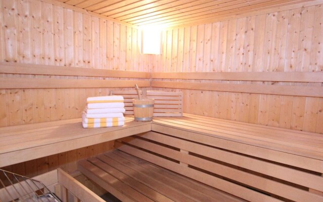 Modern Chalet with Hot Tub in Krimml