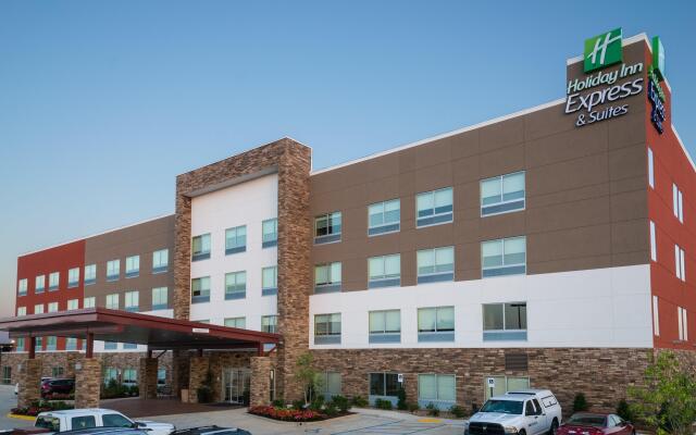 Holiday Inn Express & Suites Southaven Central - Memphis