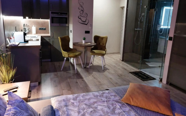 Silver Dawn Apartments