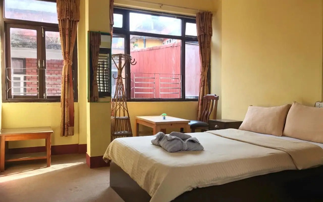 Hotel Yala Peak