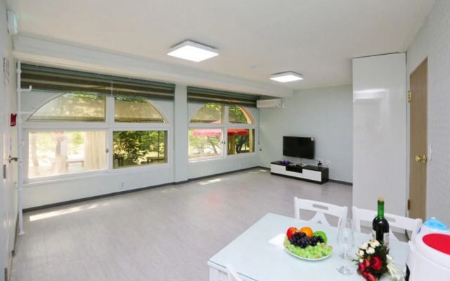 Jecheon Nine Valley Pension
