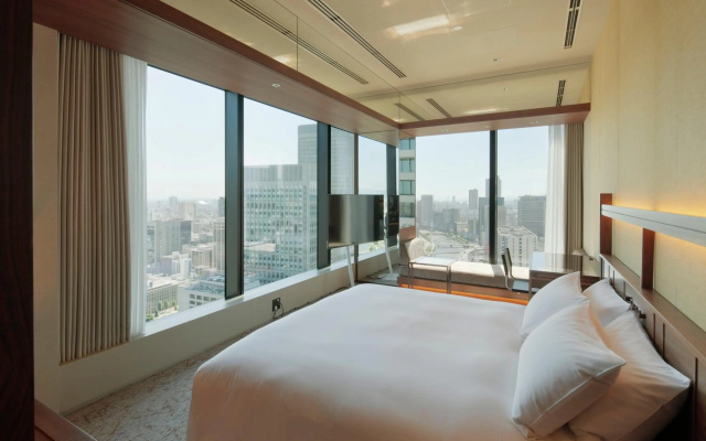 Candeo Hotels Osaka The Tower - Image 4