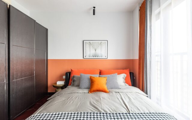 Locals Boutique Apartment  Huafa  No.10