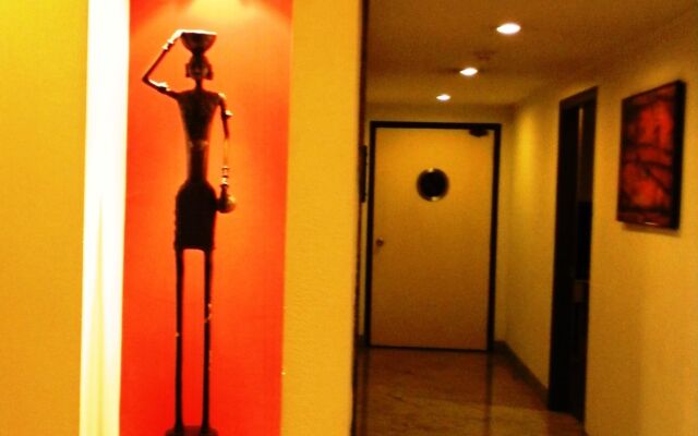 Red Fox by Lemon Tree Hotels, East Delhi