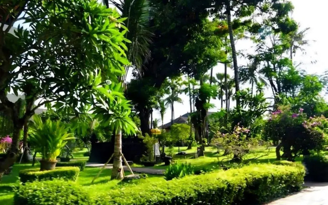 Suite Hotel Apartment Legian By JAdi