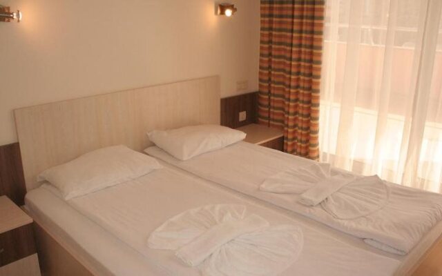 Aparthotel VRIS