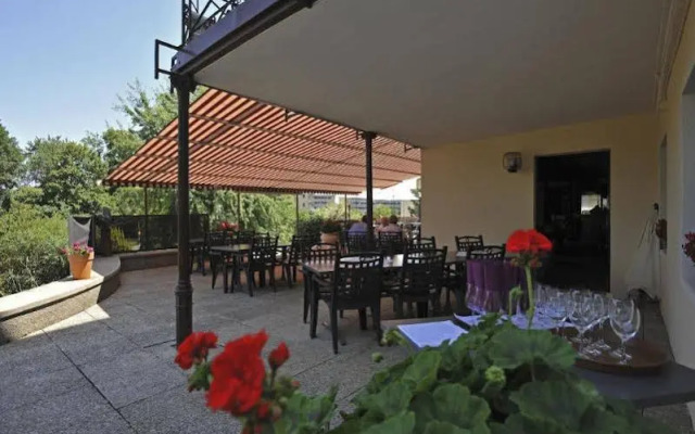 Le Chalet