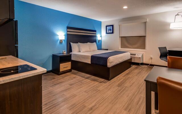 SureStay Plus Hotel by Best Western Humble