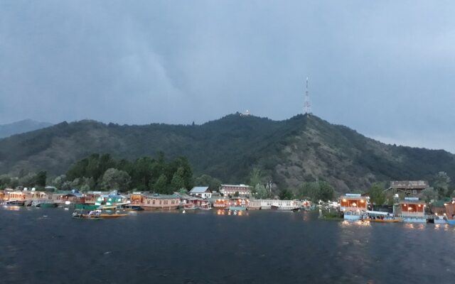 Houseboat Prince Of Bombay