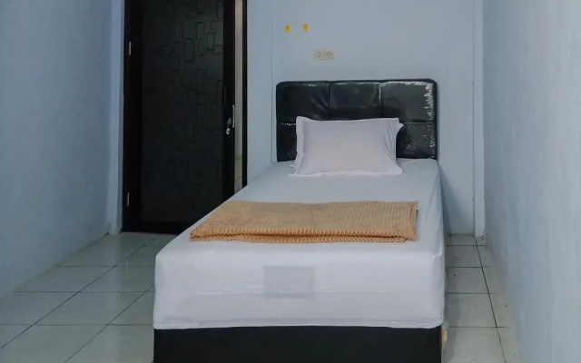 Homestay Citra Green House Syariah Near Terminal Gayatri Tulungagung