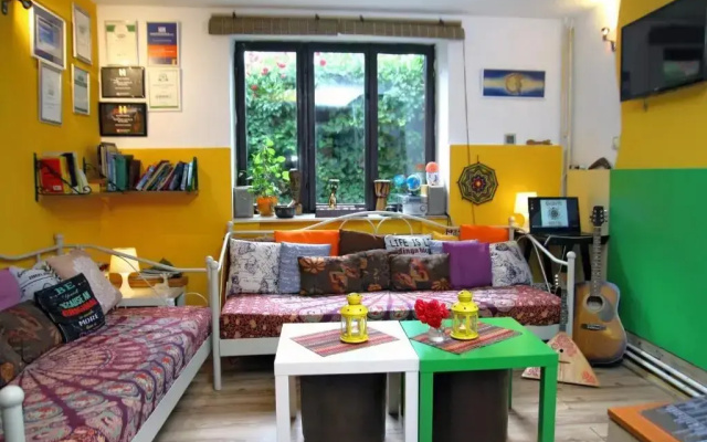 Shanti Hostel 2