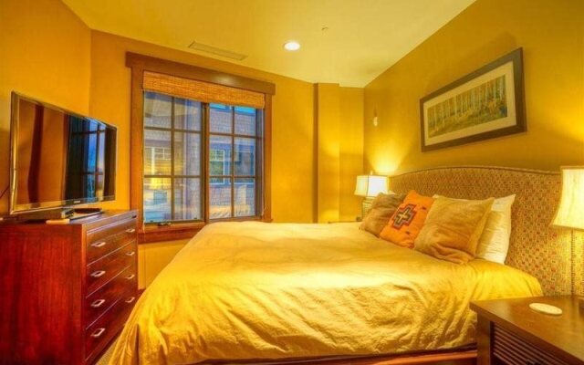 Flagstaff Lodge at Empire Pass