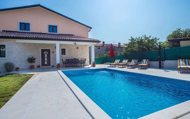 Holiday Home in Brtonigla With Private Pool