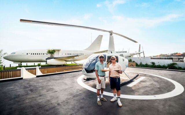 Private Jet Villa