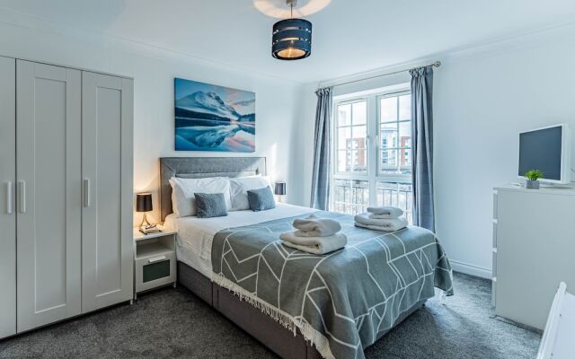 Celador Apartments - Riverside House Serviced Apartments