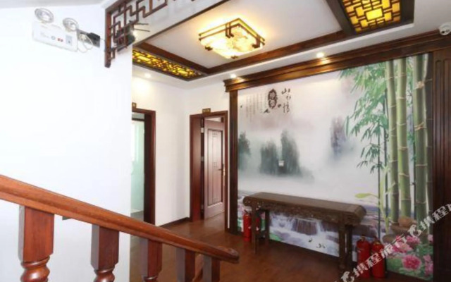 Xiushuixuan Courtyard Boutique Inn