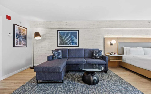 Doubletree By Hilton New York Jfk Airport Hotel