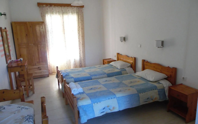 Katsaros Studios and Apartments