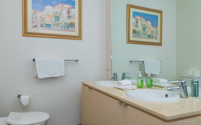 Stylish 4 Bedroom Condo