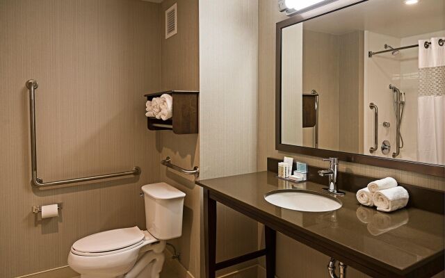 Hampton Inn by Hilton Ottawa Airport, ON, CN