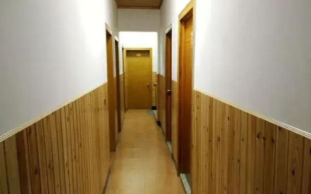 Likeng Yuelai Inn
