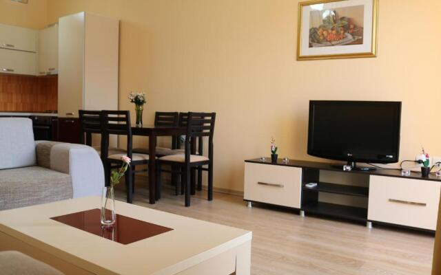 Belleview Apartment 4