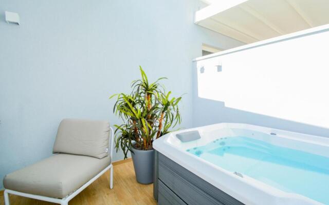 Prime Blue Suite - Appartamenti con jacuzzi privata