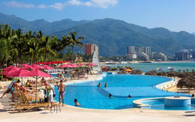 910-3000 Grand Venetian P.V.