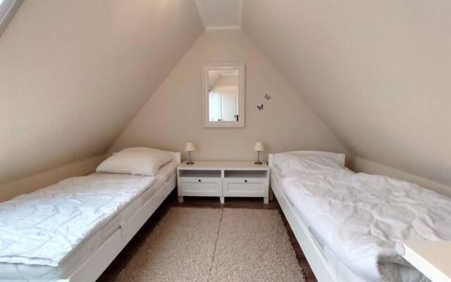 Strandburg Modern Retreat