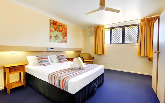 Raintree Motel