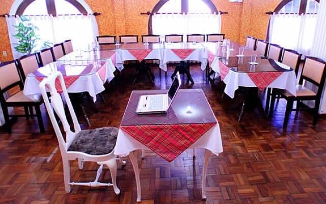 Altus Express Hotel