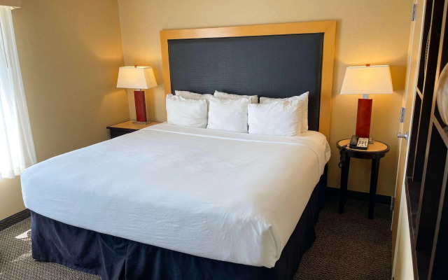 Cambria Suites Appleton
