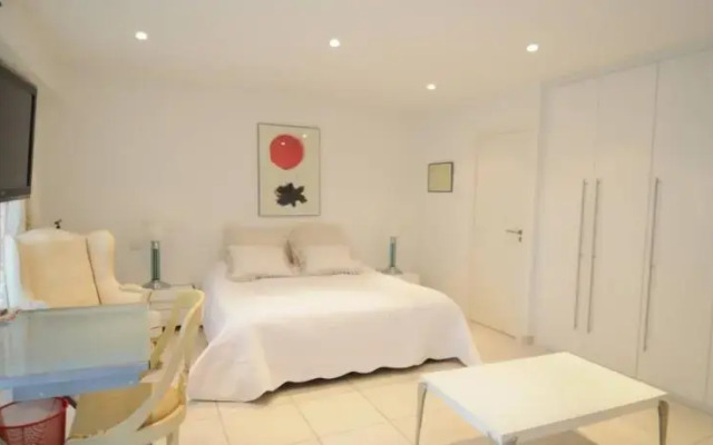 Design and Luxe Mougin Summer Villa
